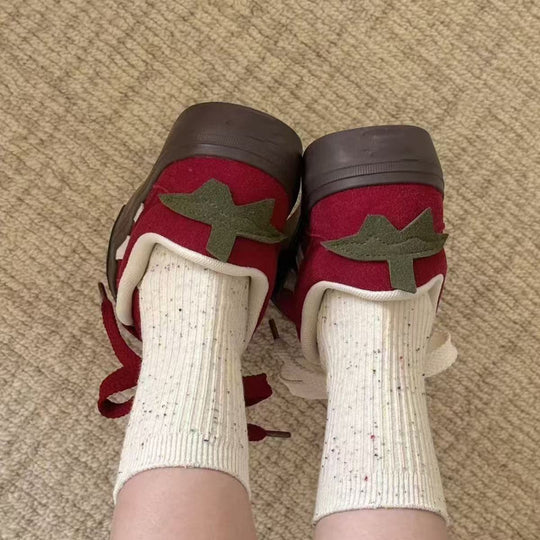 Damen Sportliche Sneakers mit klassischem Design und atmungsaktiver Oberflächenstruktur EB