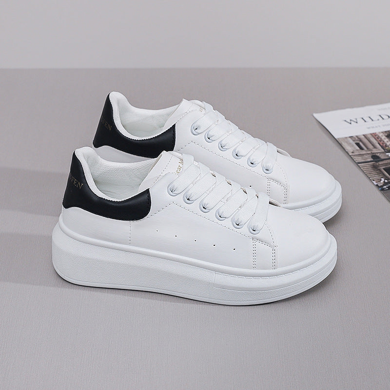 Damen Plattform Sneakers mit moderner Silhouette und komfortabler Dämpfung EB