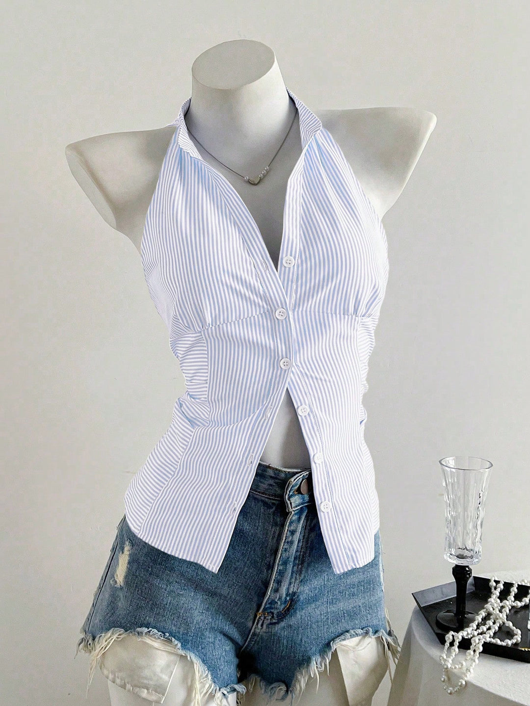 Damen Haltertop mit elegantem Streifenmuster EB