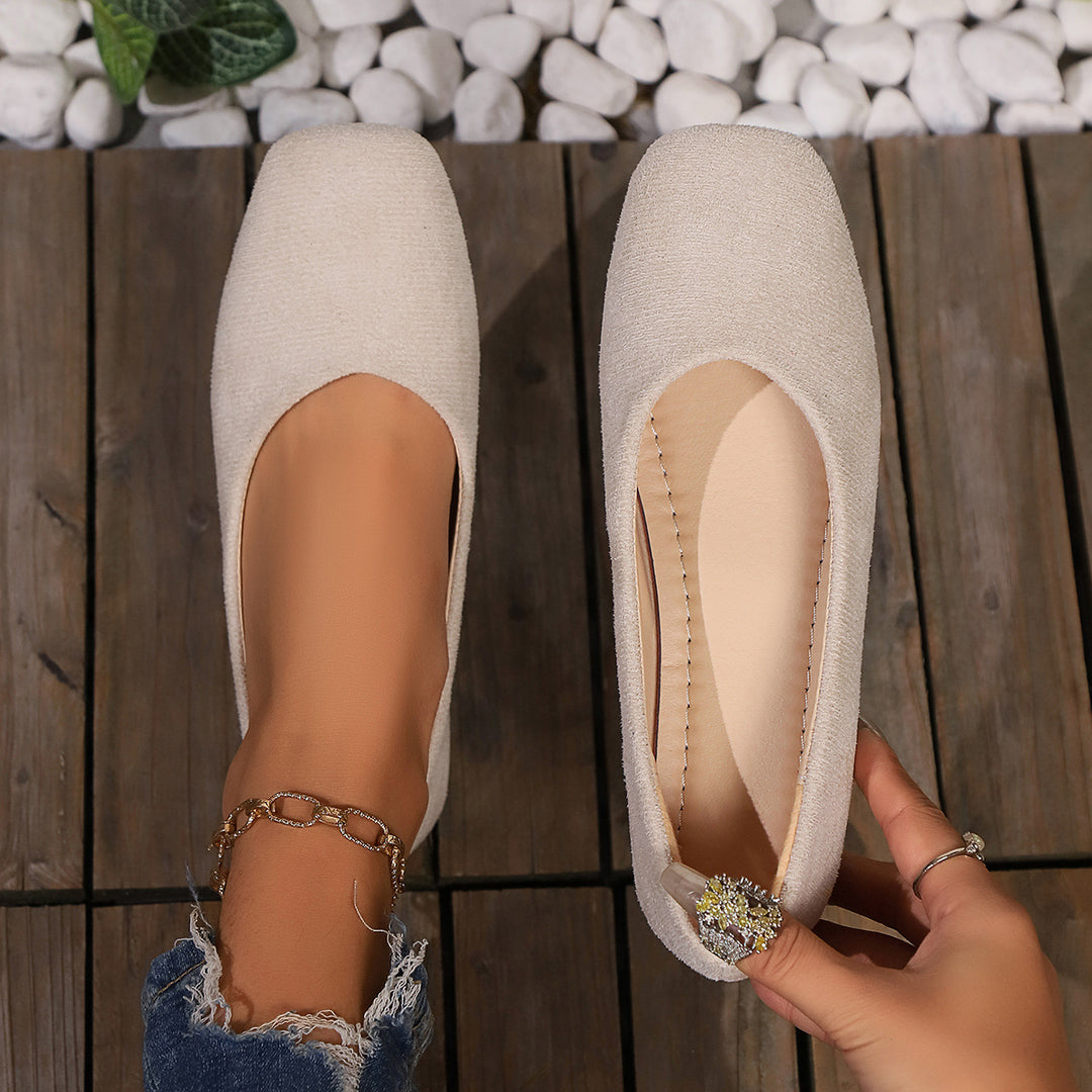 Damen nan elegante flache Schlupfballerina mit quadratischer Zehenpartie gepolstertem Komfortfußbett und Veloursoptik EB