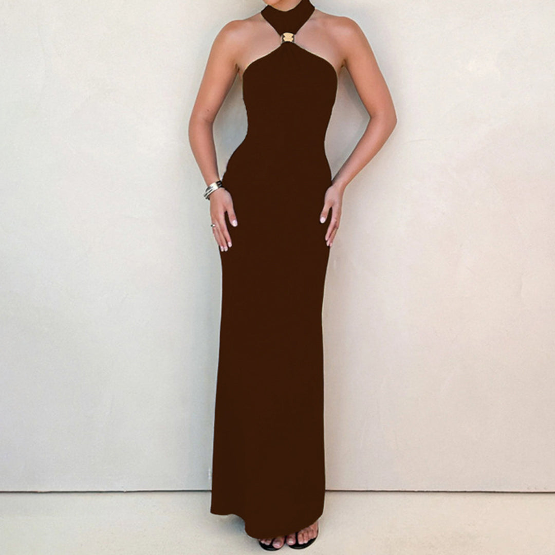 Damen Abendkleid mit schickem Halterdesign und eleganter Silhouette EB