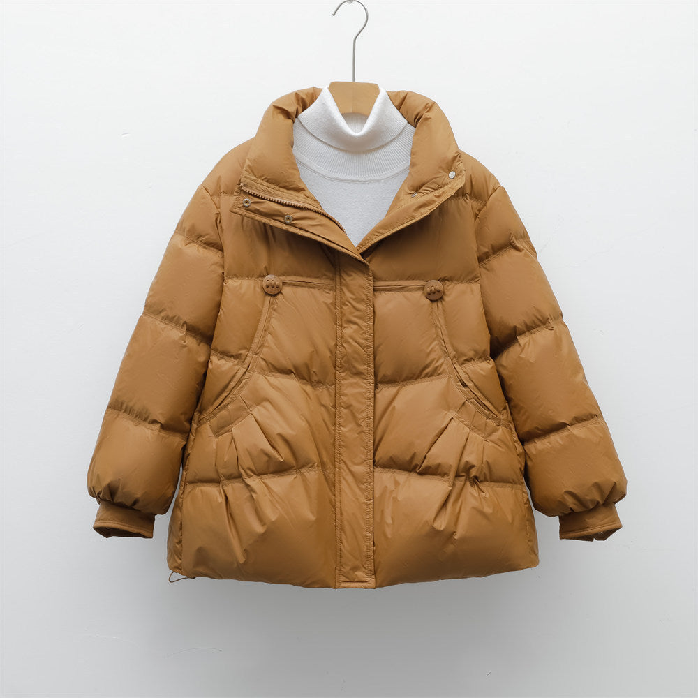 Damen voluminöse Winterjacke mit praktischen Taschen und hochschließendem Kragen EB