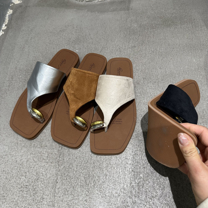 Damen Zehentrenner-Sandalen mit modischem Riemendesign und edlem Akzent EB