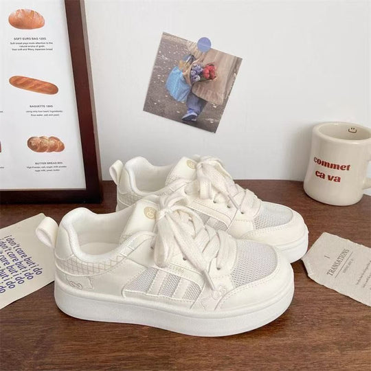 Damen Sportliche Hochsohle Sneakers mit verspieltem Design EB