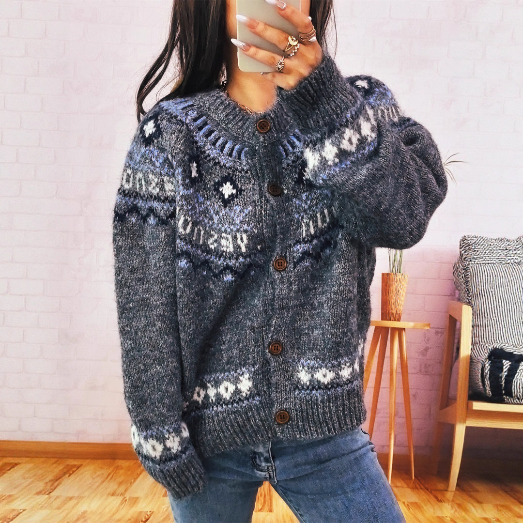 Damen Strickjacke mit buntem nordischen Muster und hochwertigen Holzknöpfen EB