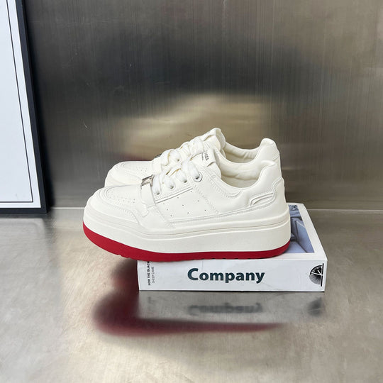 Damen Plattform Sneakers mit modischer Silhouette und innovativem Dämpfungssystem EB