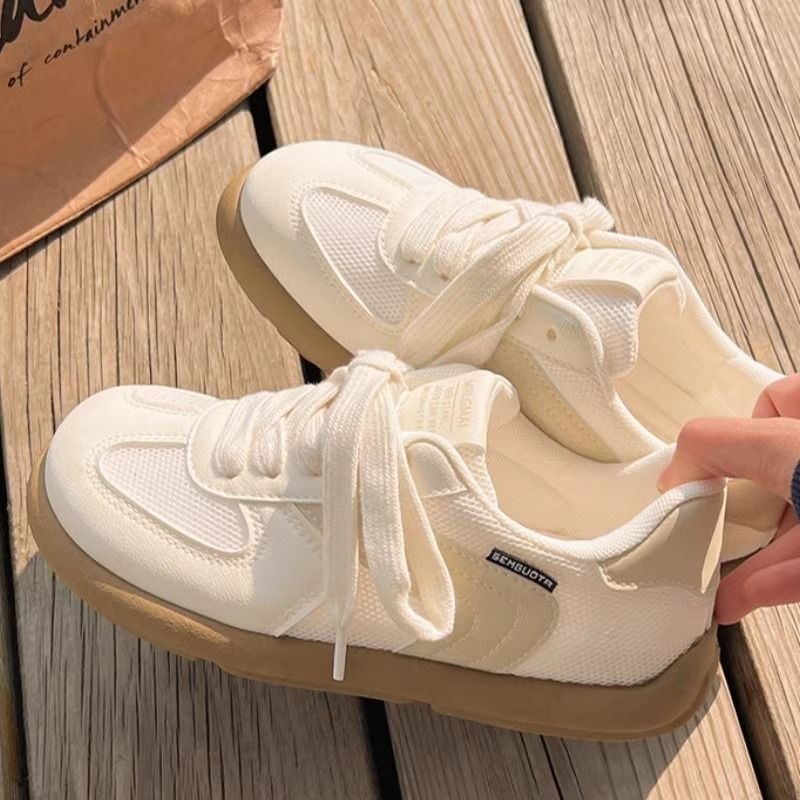 Damen Sportliche Freizeitschuhe mit atmungsaktiven Mesh-Einsätzen EB