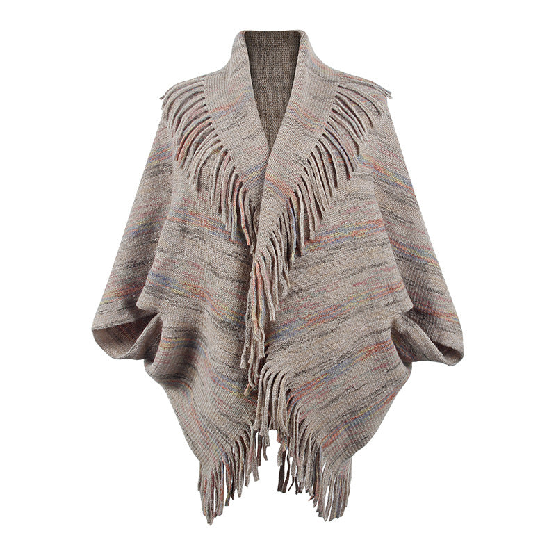 Damen Strickponcho mit luxuriösen Fransen und modernem Design EB