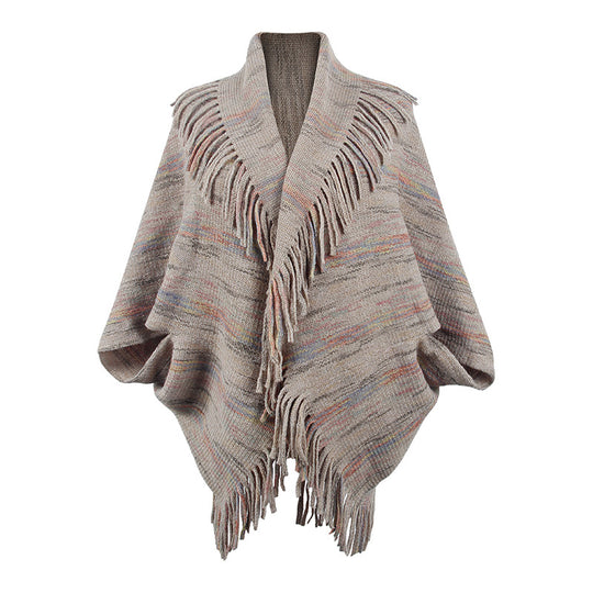 Damen Strickponcho mit luxuriösen Fransen und modernem Design EB