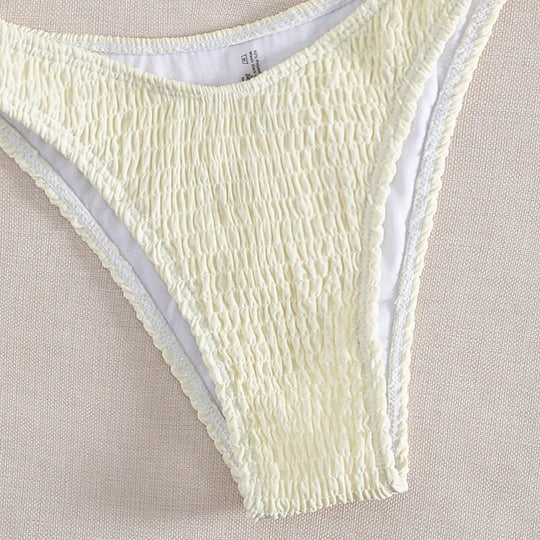 Damen Bandeau-Bikini mit Rüschendetails und modischem Schmuckakzent EB
