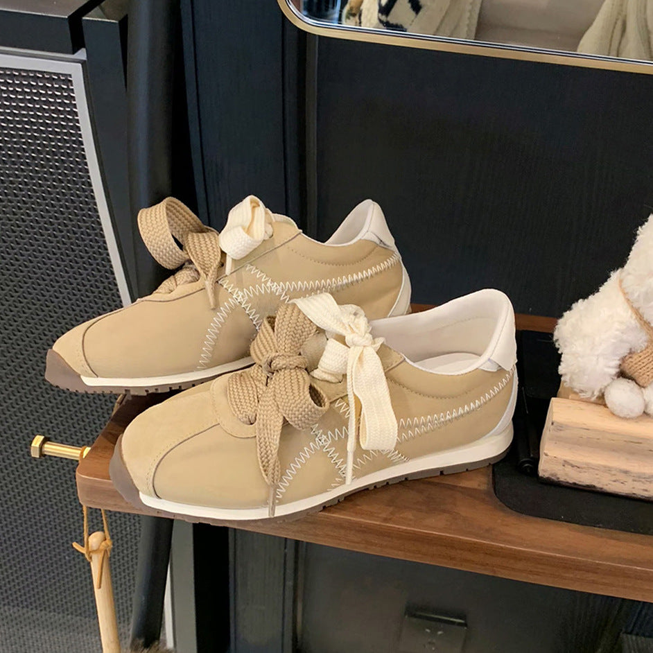 Damen Sportliche Lifestyle-Sneaker mit innovativem Schnürsystem und atmungsaktiver Sohle EB