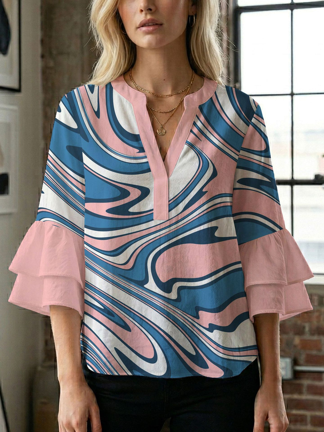 Damen Blusenshirt mit voluminösen Ärmeln und kreativem Druckdesign EB