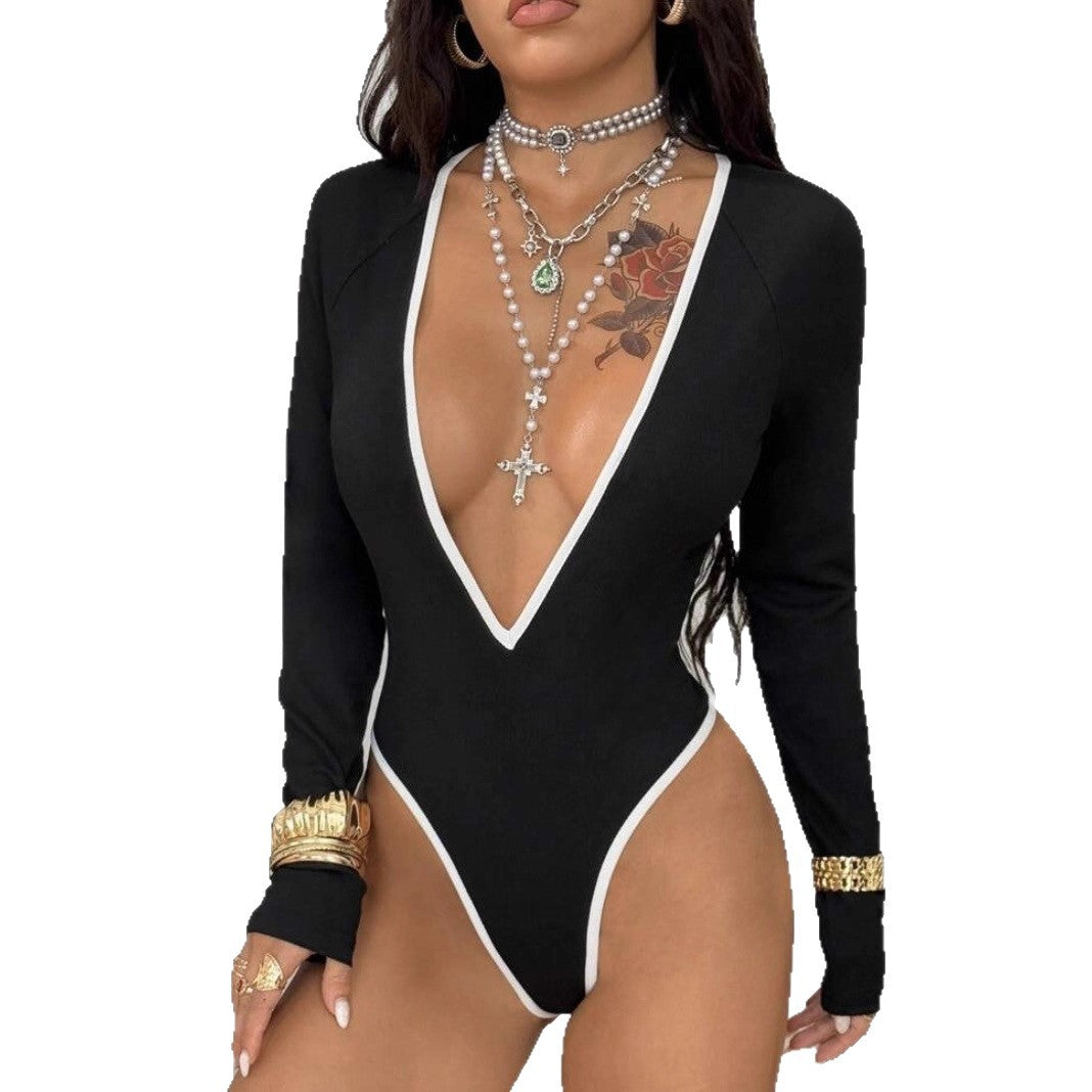 Damen Body mit tiefem V-Ausschnitt und eleganten Kontrastdetails EB