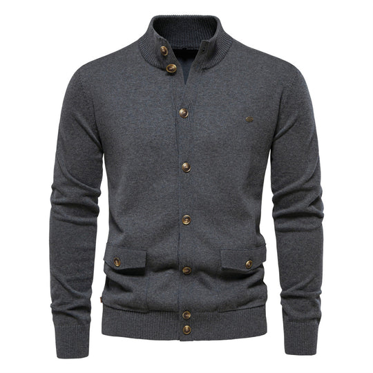 Herren Strickjacke mit modernem Stehkragen und praktischen Knöpfen EB