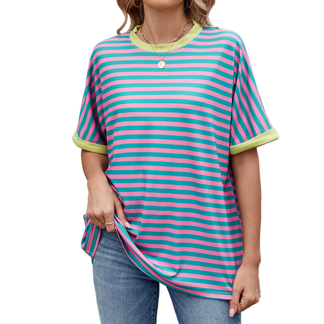 EB | Gestreiftes kontrastierendes T-Shirt