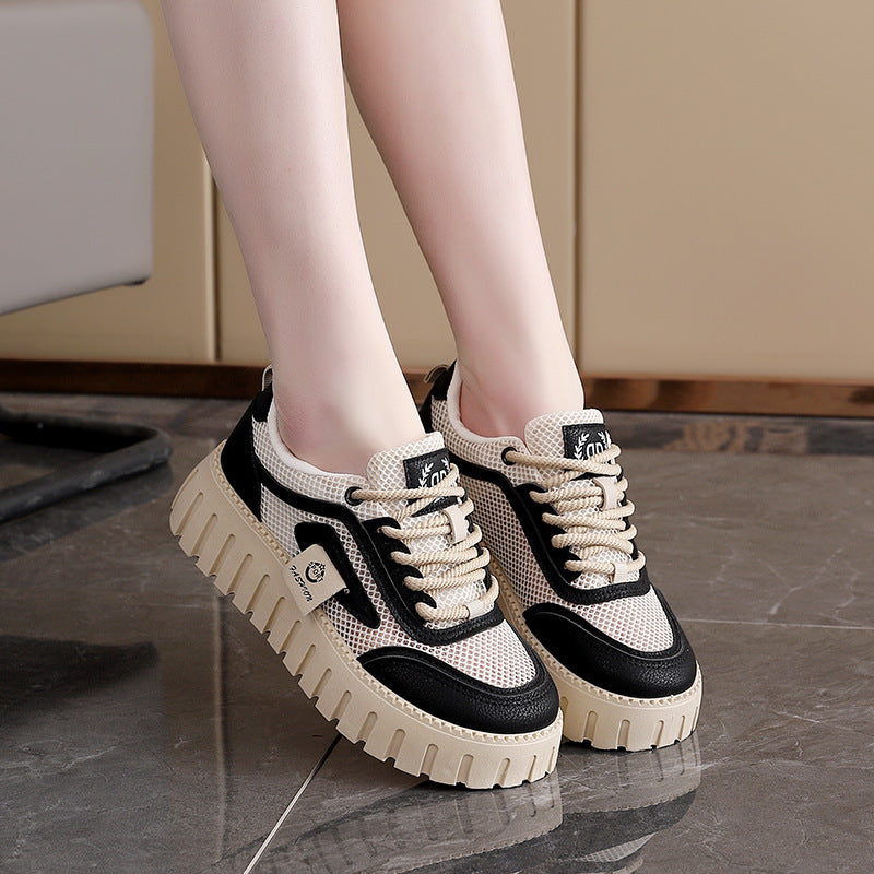 Damen Sneaker mit rutschfester Plateau-Sohle und atmungsaktivem Obermaterial EB