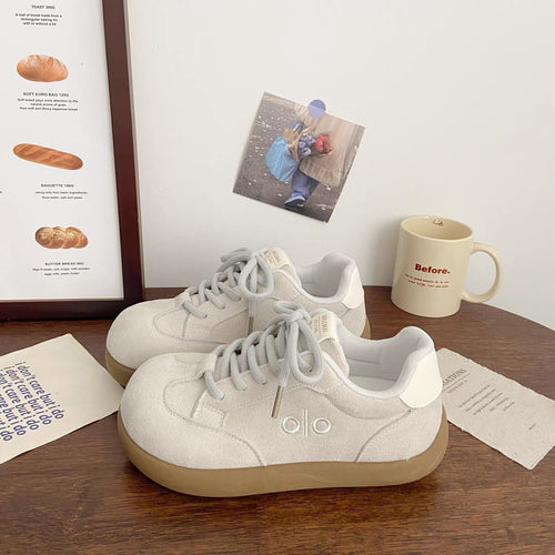 Damen Sneaker mit dicker, flexibler Sohle und atmungsaktivem Obermaterial EB