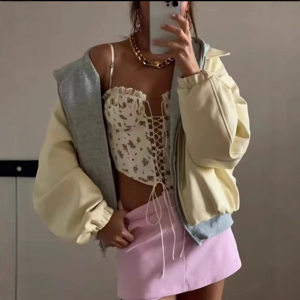Damen Crop-Top mit Rüschendetails und floralem Design EB