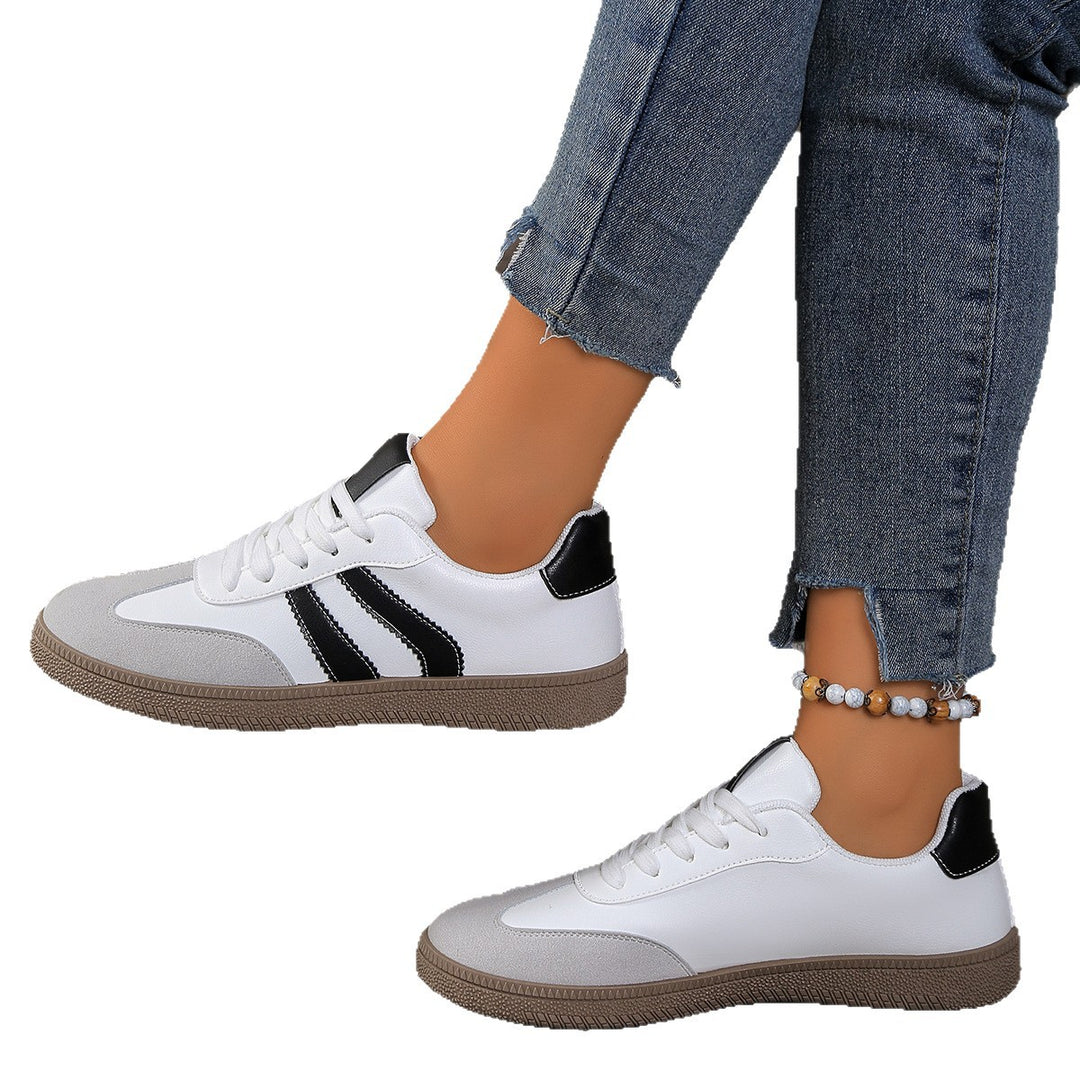 Damen Sportliche Sneakers mit eleganten Metallic-Details EB