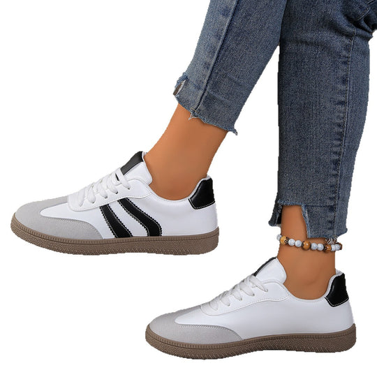 Damen Sportliche Sneakers mit eleganten Metallic-Details EB