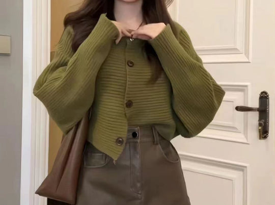 Damen modischer Strickoverwurf mit Knopfdetail und strukturiertem Design EB