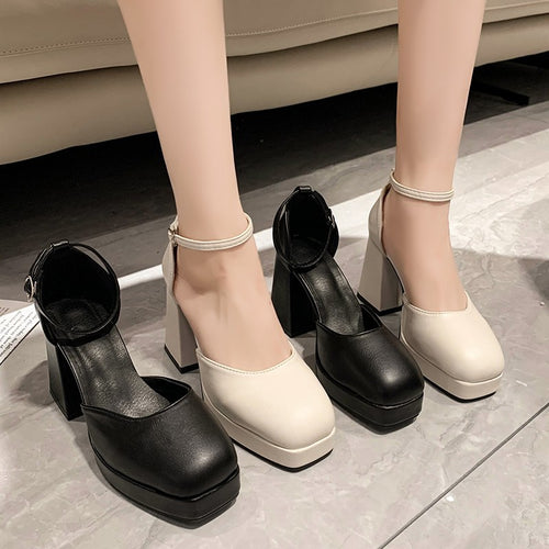 Damen Elegante Plateau-Pumps mit verstellbarem Riemchen EB
