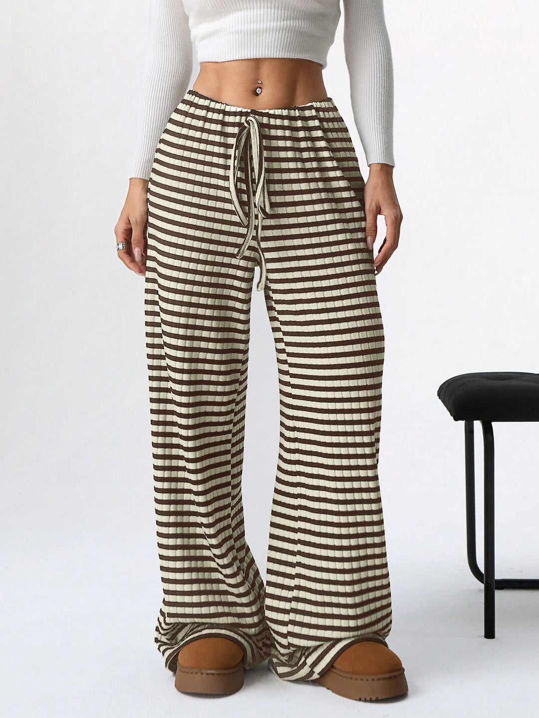 Damen luftige Komfort-Hose mit elastischem Bund und Taschen EB