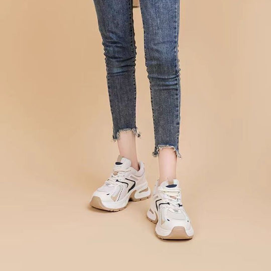 Damen modische Sneakers mit reflektierendem Obermaterial und innovativer Dämpfung EB