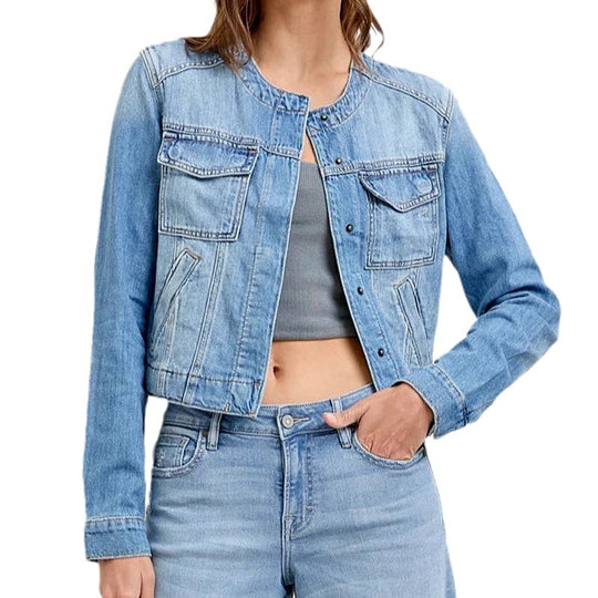 Damen Jeansjacke im lässigen Cropped-Schnitt mit praktischen Taschen und Knopfdetails EB