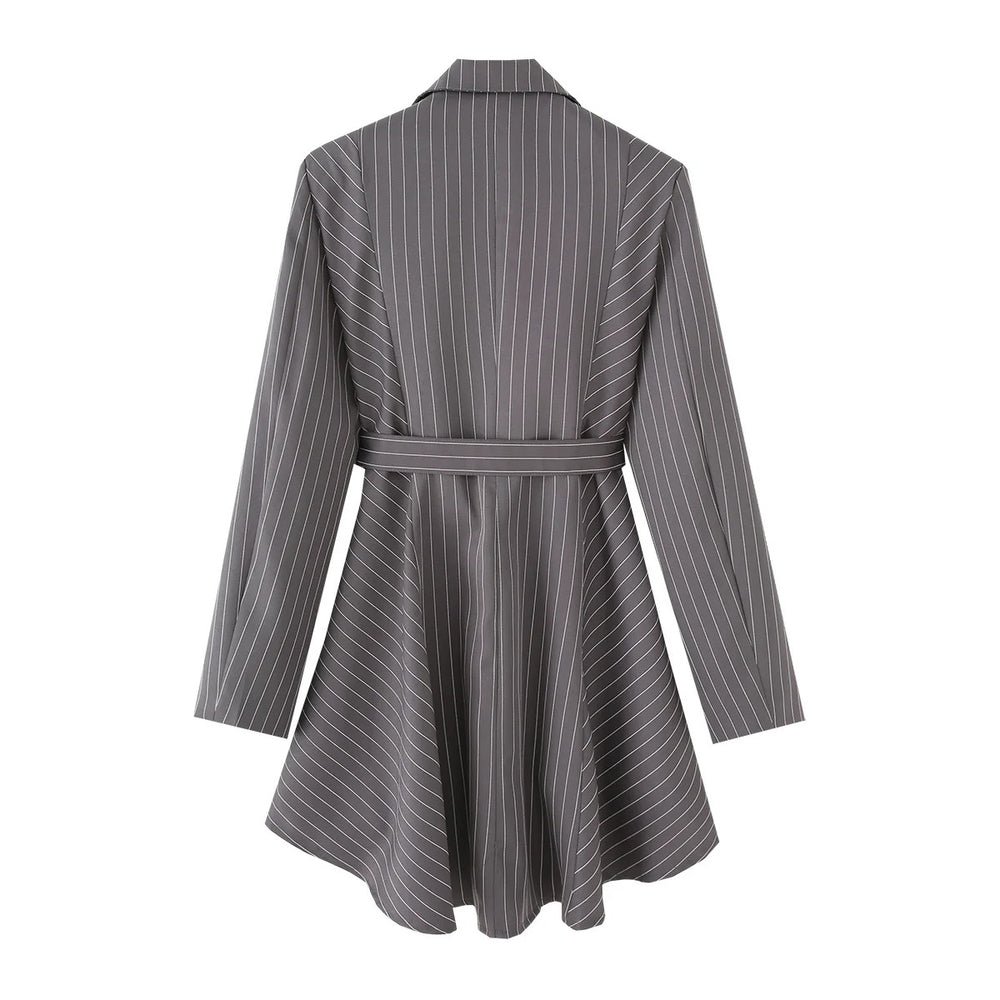 Damen gestreifte Blazerjacke mit definiertem Taillenschnitt und elegantem Gürtel EB