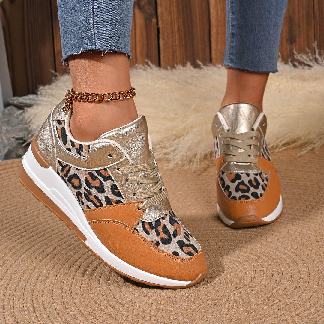 Damen  stilvolle Plateau-Sneaker mit Leopardenmuster, gepolsterter Komfortinnensohle und glänzenden Einsätzen EB