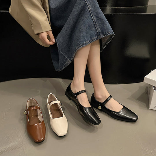 Damen klassische Ballerinas mit elegantem Riemchen und feinem Schnallen-Detail EB