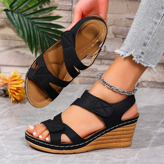 Damen Komfortable und elegante Keil-Sandalen mit verstellbaren Riemen EB