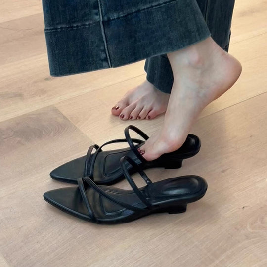 Damen Slingback Mules mit elegantem Riemen und spitzem Zehenbereich EB