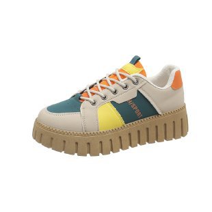 Damen Plateau-Sneaker mit strukturiertem Sohlenprofil und modischem Design EB