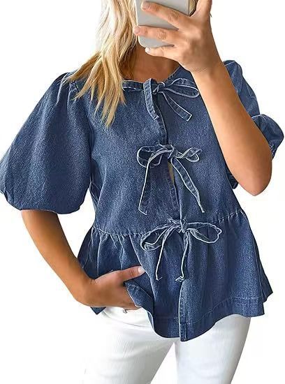 Damen Modische Jeansbluse mit dekorativen Schleifendetails und voluminösen Ärmeln EB