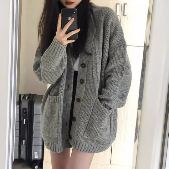 Damen Großer Strickcardigan mit praktischen Taschen und tiefem V-Ausschnitt EB