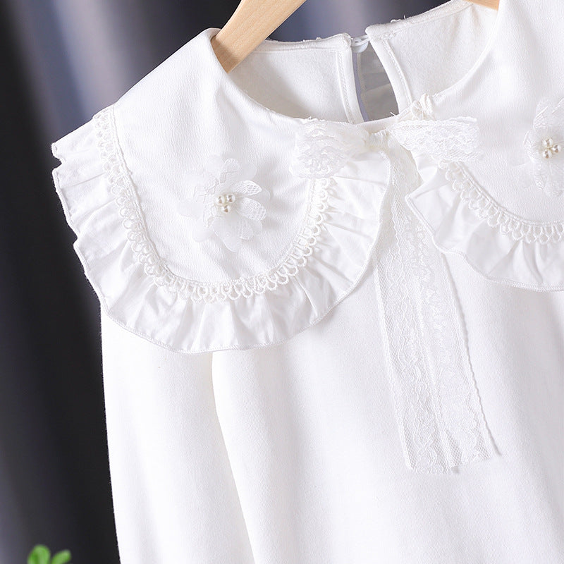 Mädchen Bluse mit rüschenverziertem Kragen und feinen Blumenapplikationen EB
