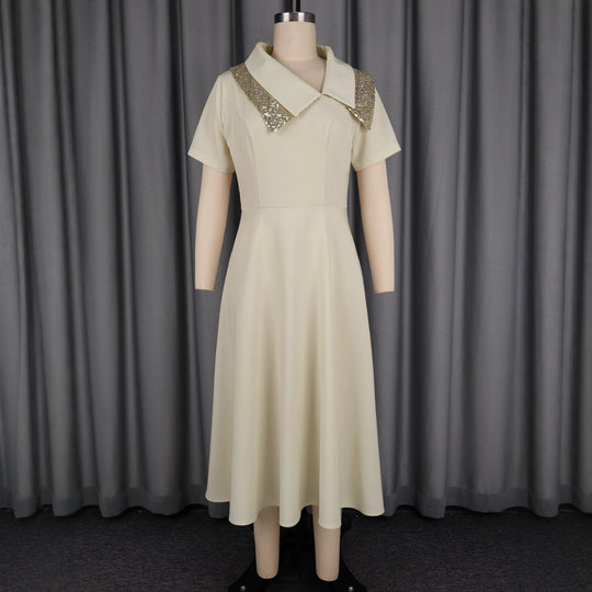 Damen Elegantes Kleid mit glamourösem Paillettenkragen EB