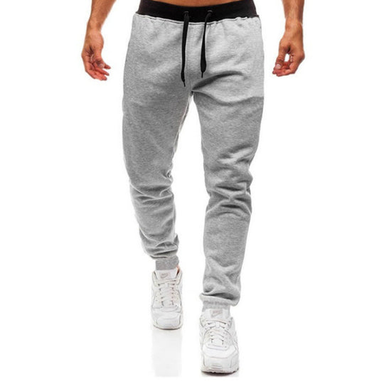 Herren nan taillierte Jogginghose mit elastischem Komfortbund, verstellbarem Kordelzug, eingearbeiteten Seitentaschen und geripptem Knöchelabschluss EB