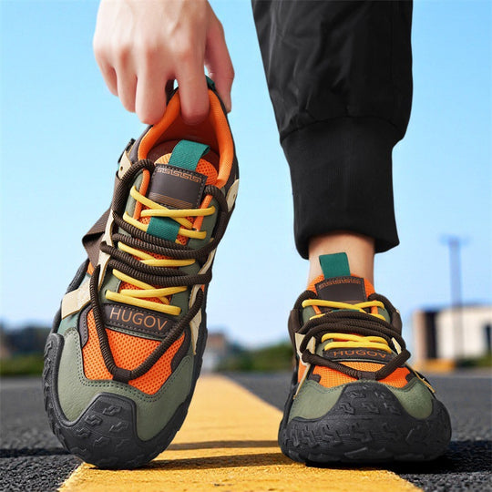 Herren Multimaterial-Trekkingsneaker mit verstärkter Zehenkappe, gepolsterter Fersenstütze und griffiger Offroad-Sohle EB