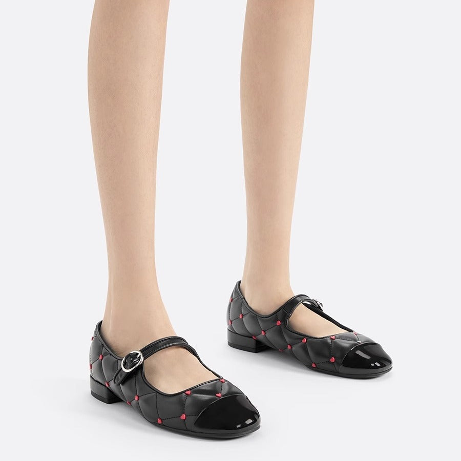 Damen Ballerinas mit dekorativem Riemen und glänzendem Schuhspitzen EB