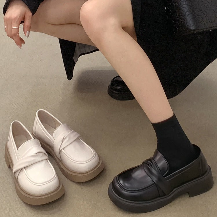 Damen Komfortable und stilvolle Slipper EB