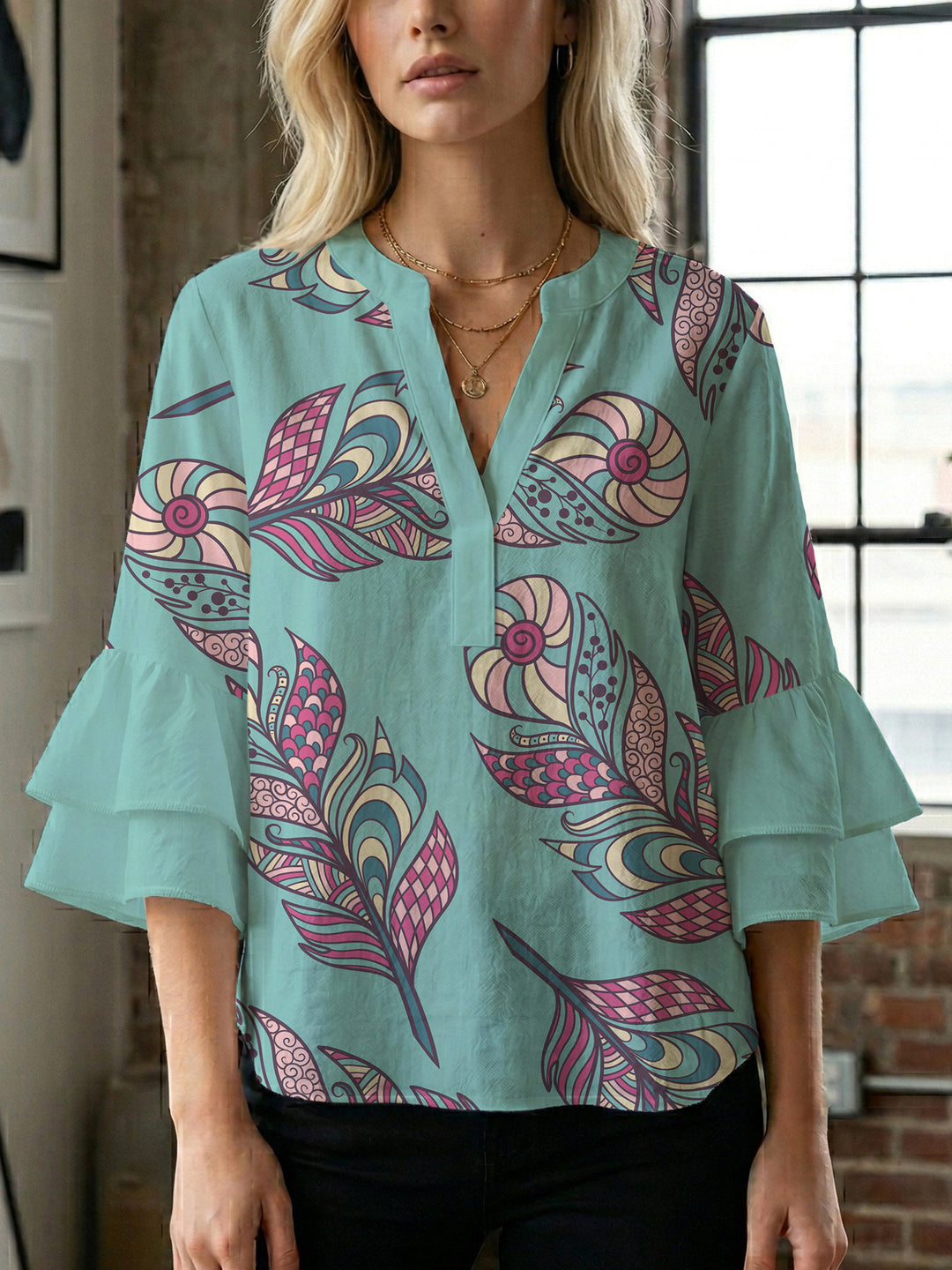 Damen Bluse mit voluminösen Rüschenärmeln und kreativem Floraldesign EB
