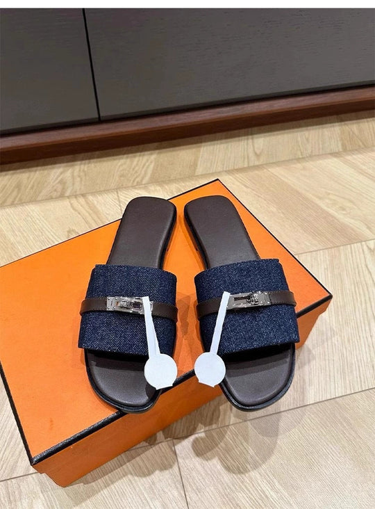 Damen Elegante Pantoletten mit dekorativen Riemen und komfortablem Fußbett EB