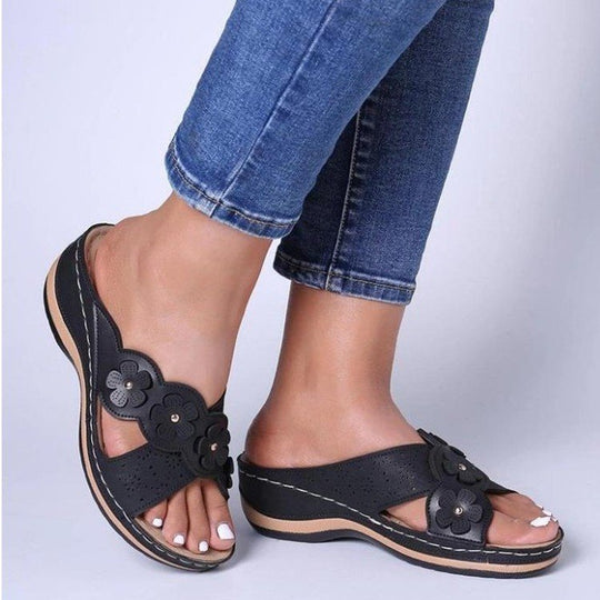 Damen Elegante und komfortable Sandaletten mit floralem Verzierungsdesign EB