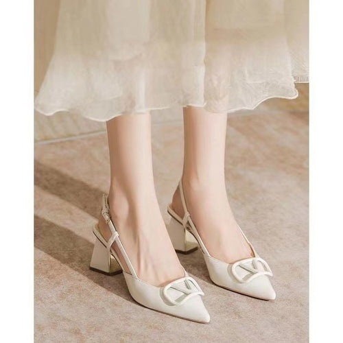 Damen Slingback Pumps mit dekorativen Metallakzenten und komfortablem Blockabsatz EB