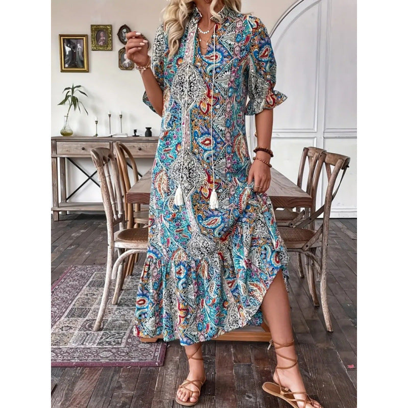 Damen Bohemian Maxikleid mit verspieltem Paisleymuster und Rüschen EB