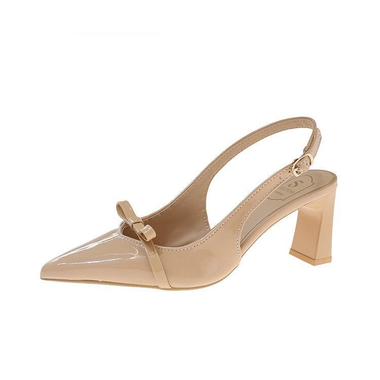 Damen Slingback-Pumps mit spitz zulaufendem Design und glänzender Oberfläche EB