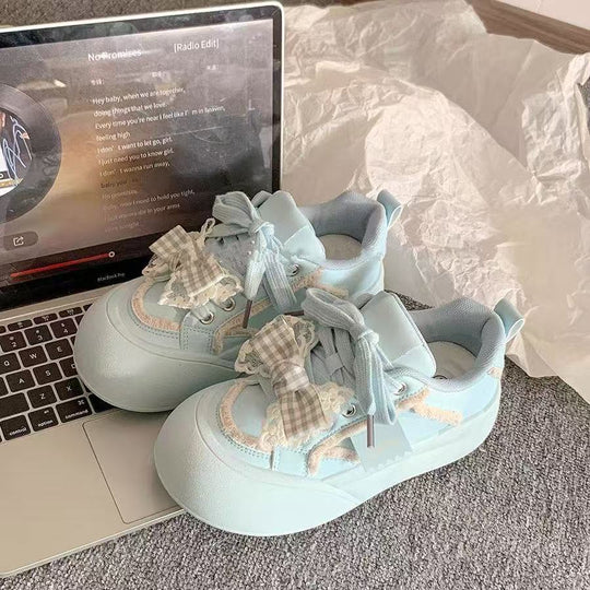 Damen Verspielte Sneaker mit entzückenden Schleifen-Details EB
